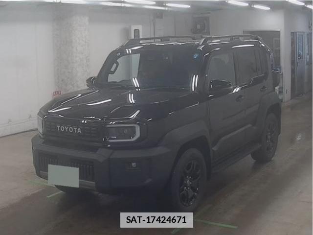 Toyota Land Cruiser FJ 2026-06 7916108-3