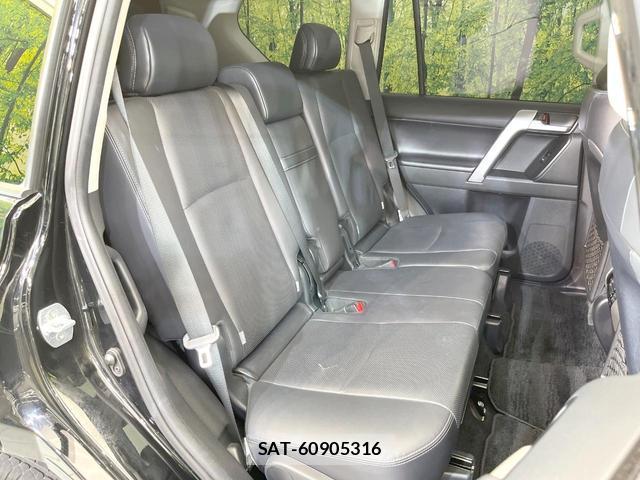 Toyota LAND CRUISER PRADO 2023-01 7914466-7