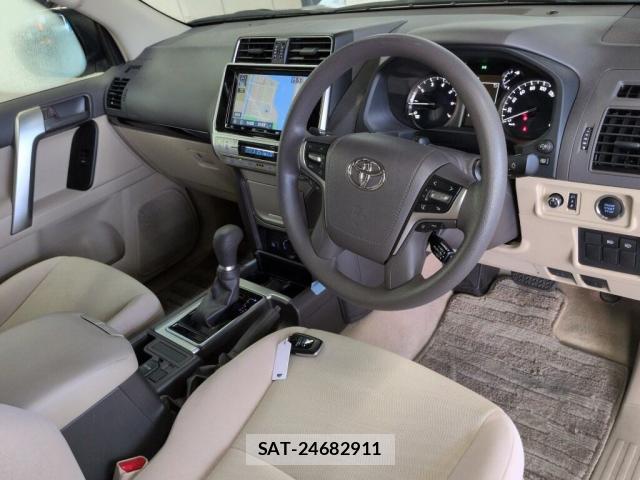 Toyota LAND CRUISER PRADO 2022-06 7915436-2