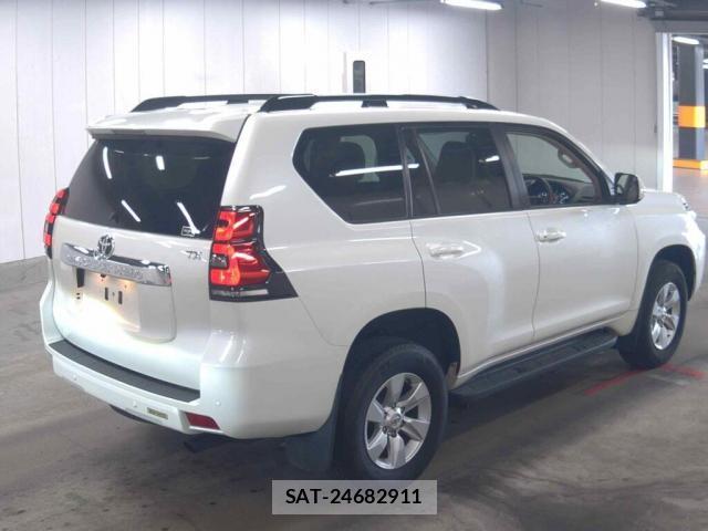 Toyota LAND CRUISER PRADO 2022-06 7915436-4