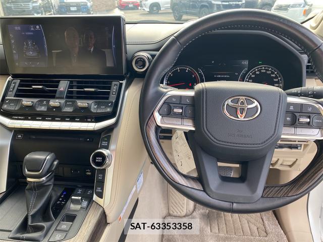 Toyota LAND CRUISER 2021-11 7916348-14