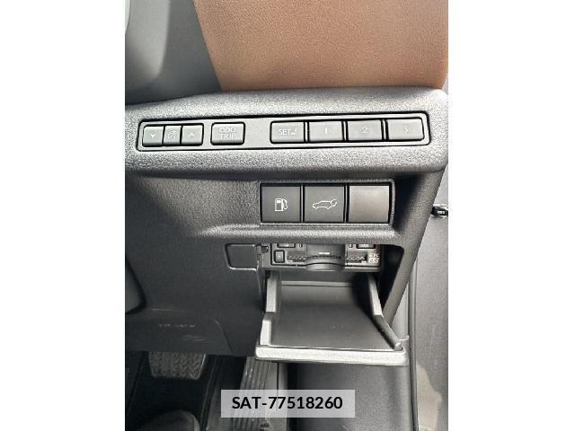 Lexus LBX 2024-09 7914793-8