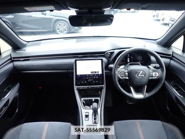 Lexus LBX 2025-02 7916184-1