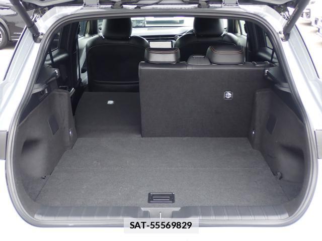 Lexus LBX 2025-02 7916184-10