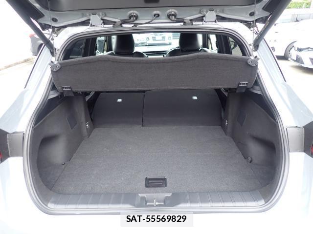 Lexus LBX 2025-02 7916184-12