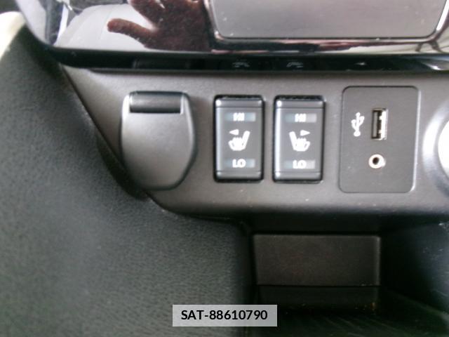 Nissan LEAF 2018-01 7912922-14