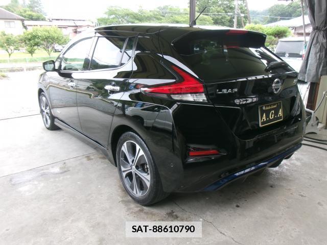 Nissan LEAF 2018-01 7912922-2