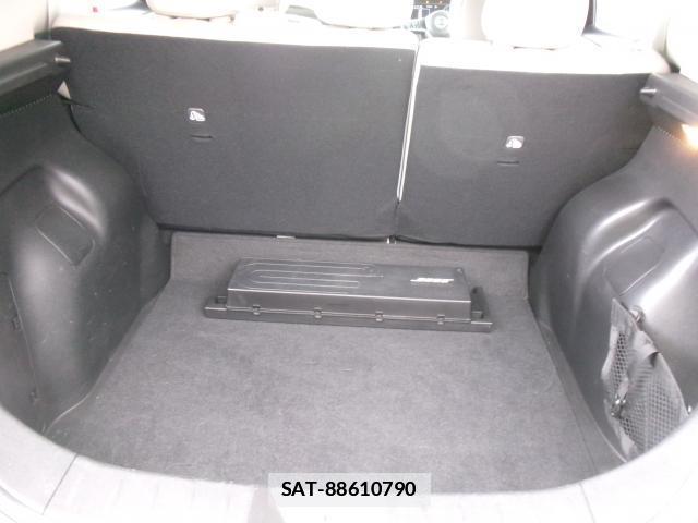 Nissan LEAF 2018-01 7912922-5