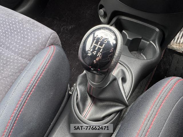 Nissan MARCH 2014-02 7913187-3