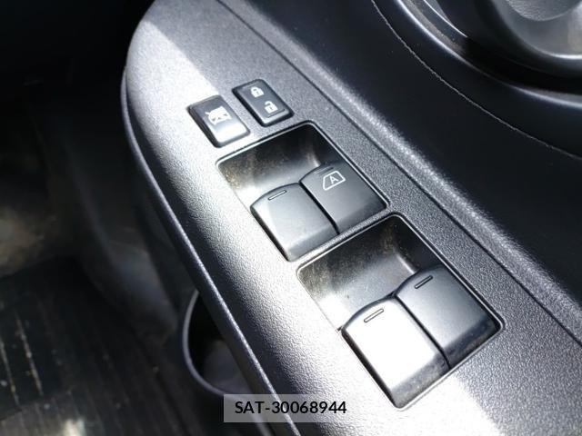 Nissan MARCH 2021-07 7916662-13
