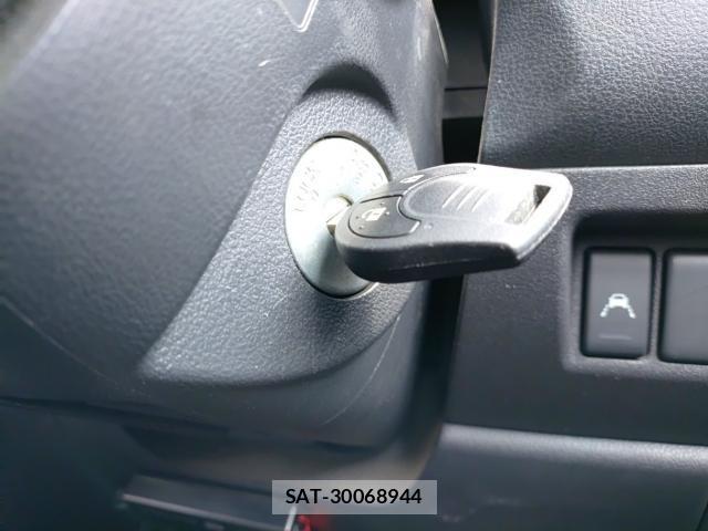 Nissan MARCH 2021-07 7916662-14