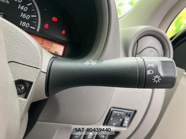 Nissan MARCH 2017-08 7917011-14