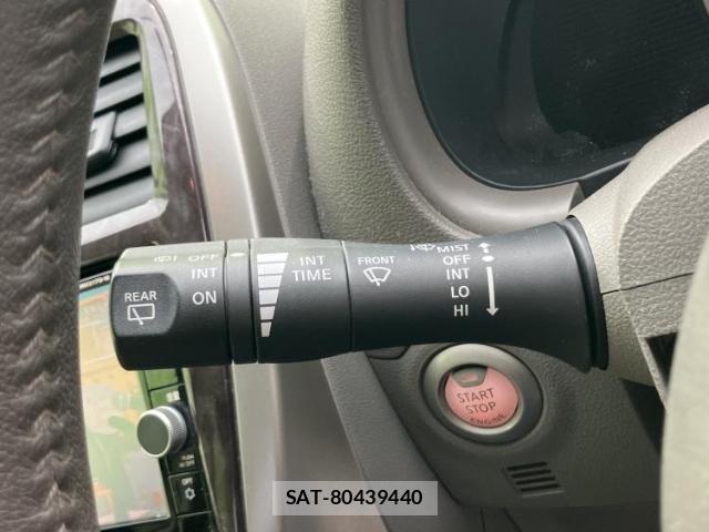 Nissan MARCH 2017-08 7917011-15
