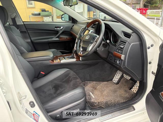 Toyota MARK X 2016-06 7913239-4