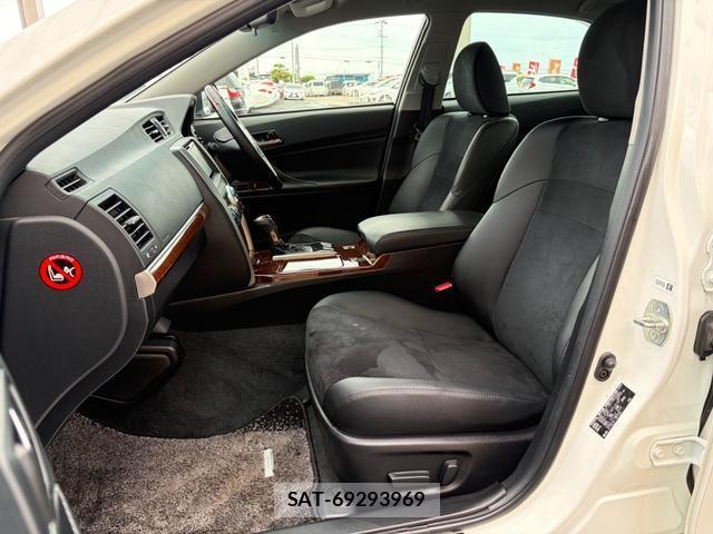 Toyota MARK X 2016-06 7913239-5