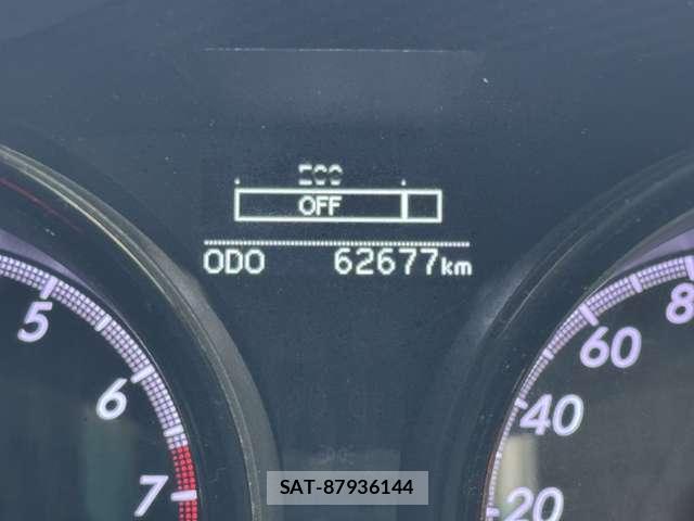 Toyota MARK X 2016-08 7917402-11