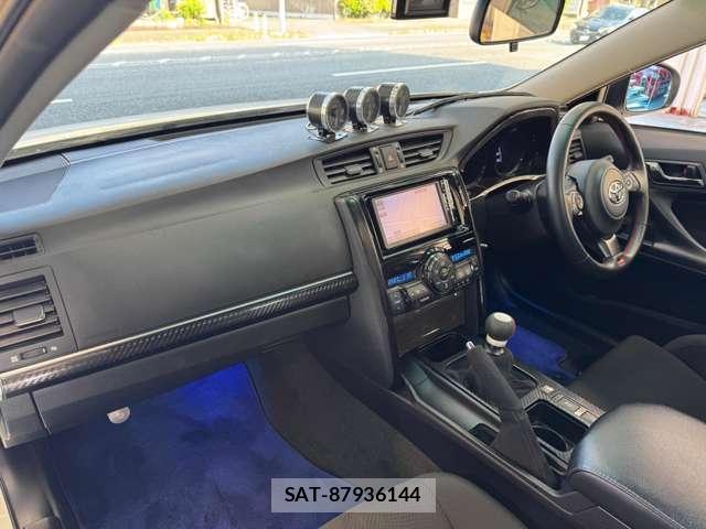 Toyota MARK X 2016-08 7917402-6