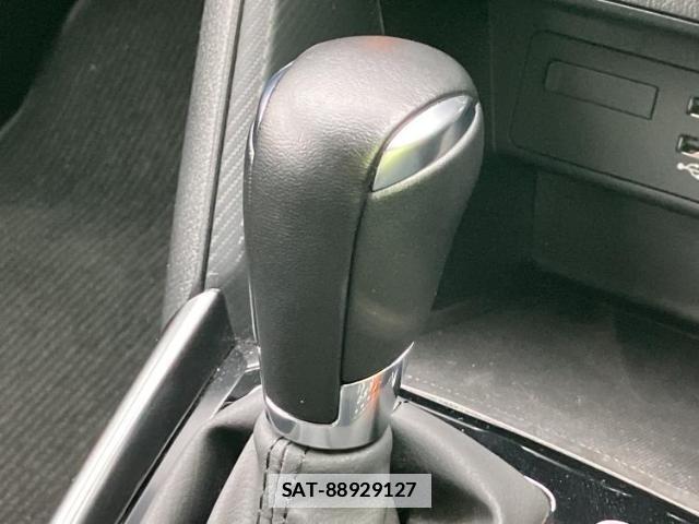 Mazda MAZDA2 2024-04 7913377-17