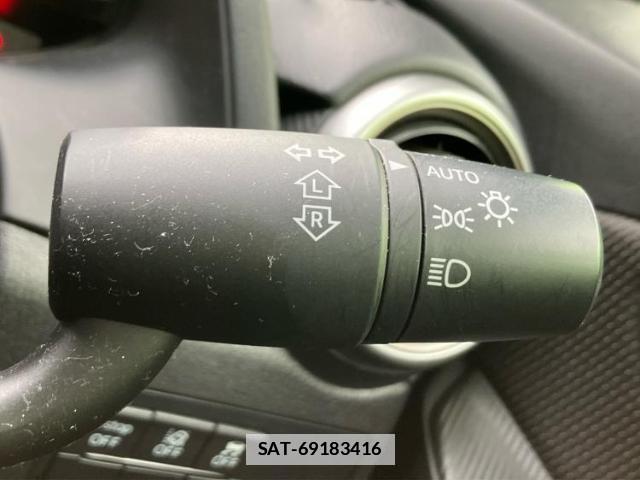 Mazda MAZDA2 2020-01 7917244-15