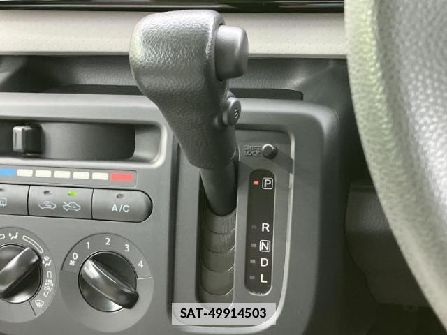 Nissan MOCO 2013-08 7916997-13