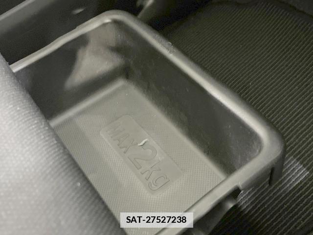 Daihatsu MOVE 2013-12 7914953-6