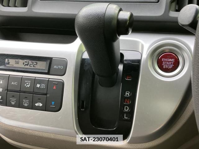 Honda N-WGN 2017-03 7917264-12