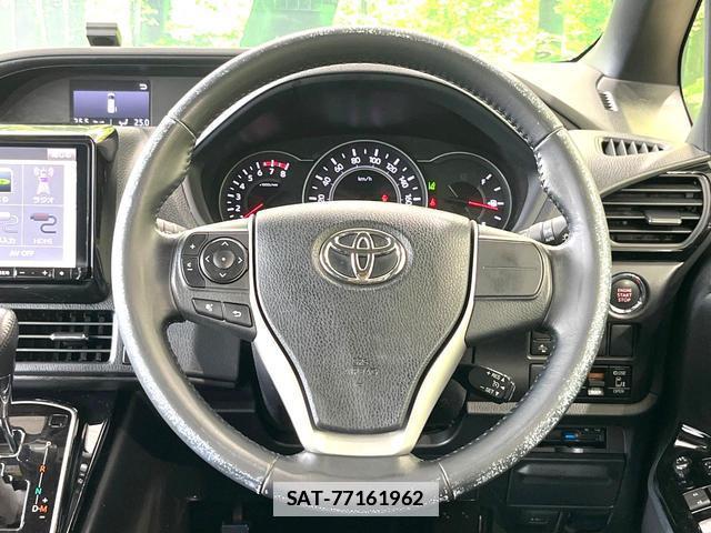 Toyota NOAH 2017-09 7912749-12