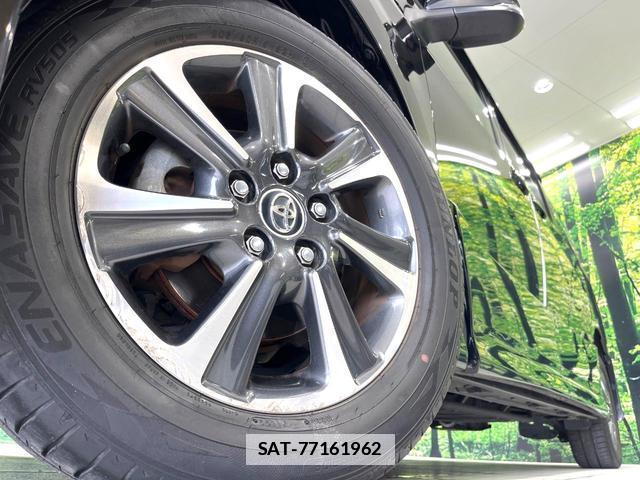 Toyota NOAH 2017-09 7912749-14