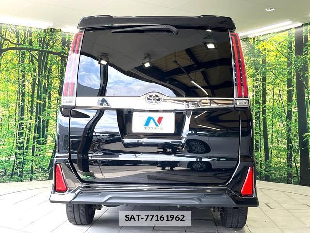 Toyota NOAH 2017-09 7912749-16
