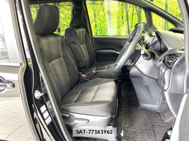 Toyota NOAH 2017-09 7912749-8