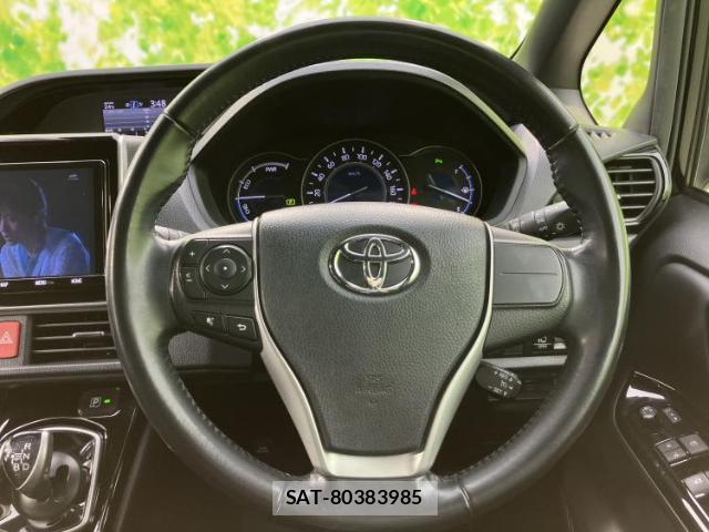 Toyota NOAH 2019-09 7913394-15