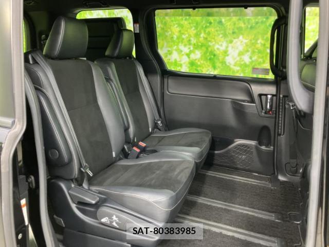 Toyota NOAH 2019-09 7913394-4