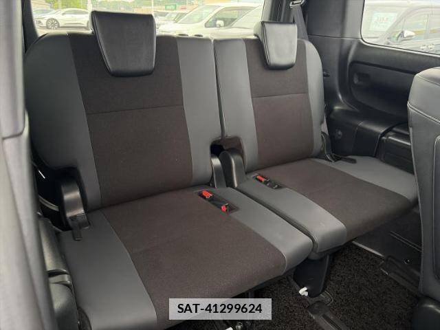 Toyota NOAH 2020-08 7913708-6