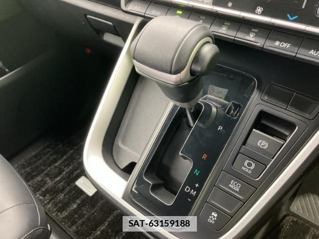 Toyota NOAH 2023-12 7913718-17