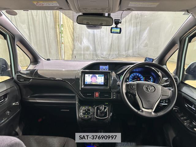 Toyota NOAH 2016-07 7914791-7