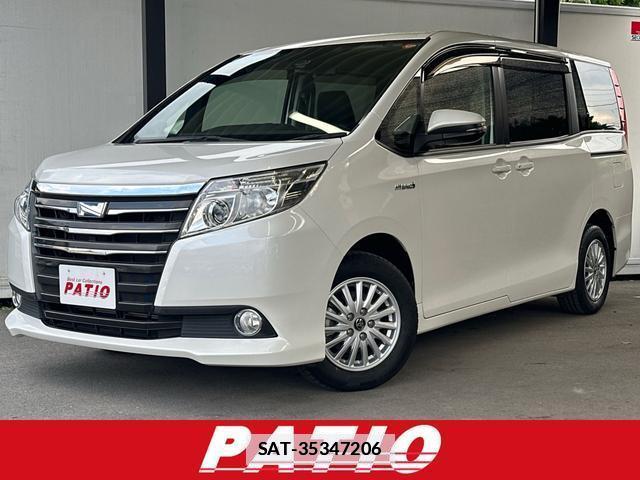 Toyota NOAH 2017-03 7915156-0