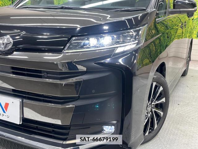 Toyota NOAH 2023-02 7915693-12