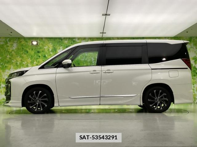 Toyota NOAH 2025-02 7916792-1