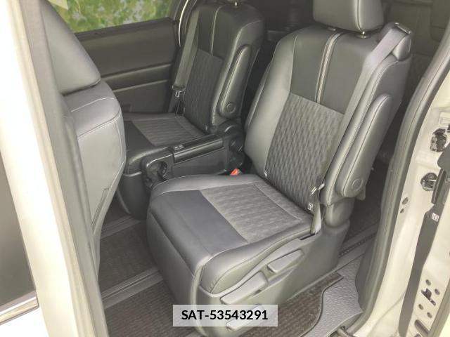 Toyota NOAH 2025-02 7916792-7
