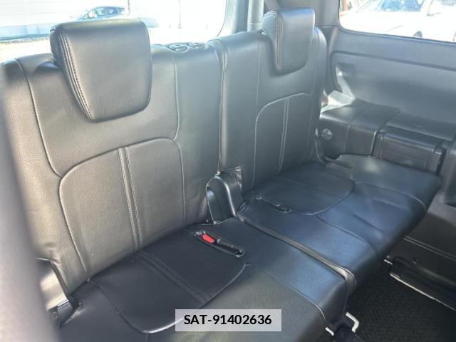 Toyota NOAH 2019-07 7916889-5