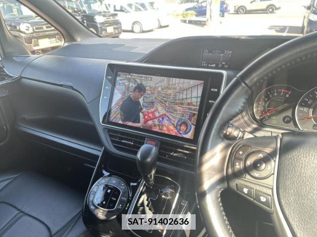 Toyota NOAH 2019-07 7916889-8