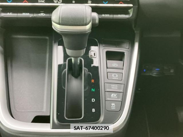 Toyota NOAH 2026-03 7917047-16