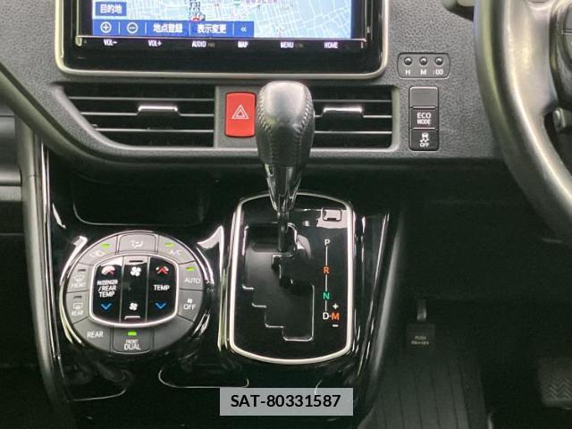 Toyota NOAH 2019-12 7917079-17