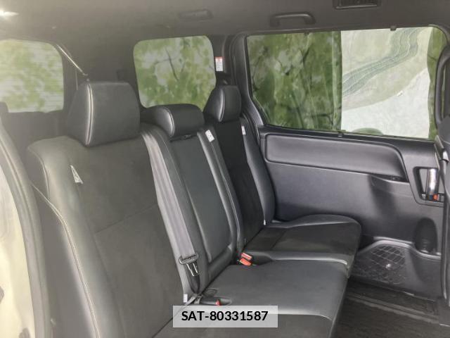 Toyota NOAH 2019-12 7917079-4