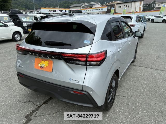 Nissan NOTE 2021-10 7913970-1