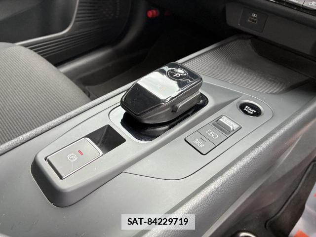 Nissan NOTE 2021-10 7913970-11