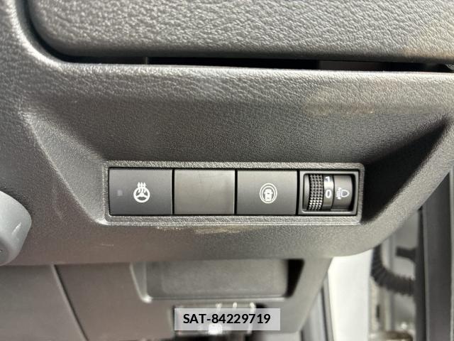Nissan NOTE 2021-10 7913970-13