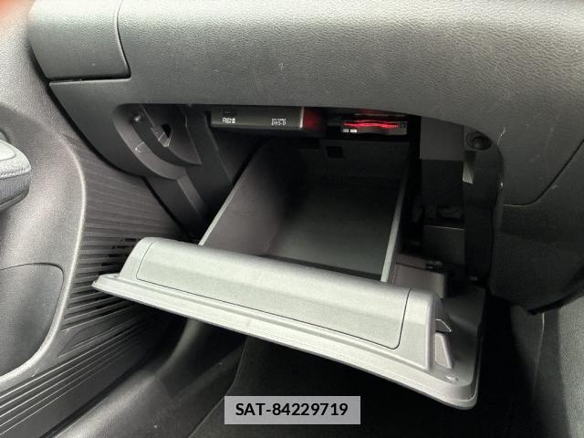 Nissan NOTE 2021-10 7913970-16