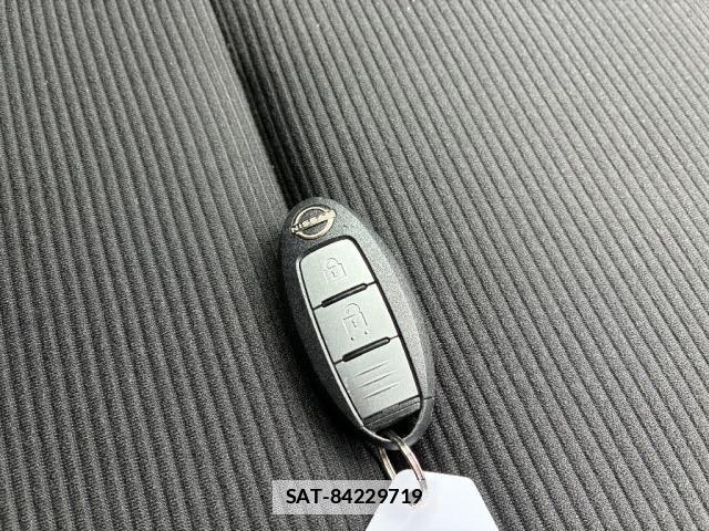 Nissan NOTE 2021-10 7913970-17