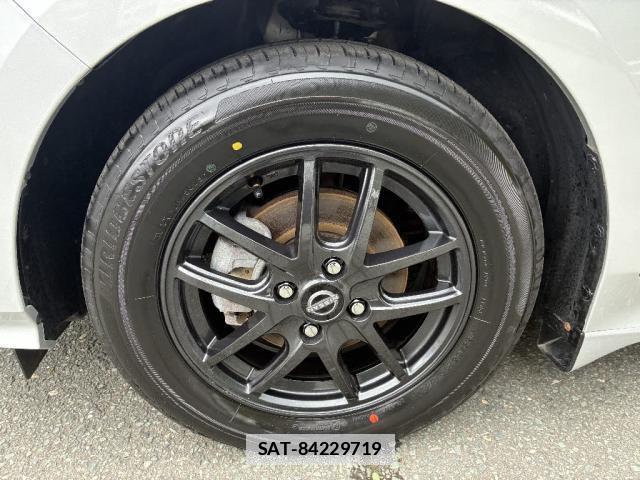 Nissan NOTE 2021-10 7913970-19